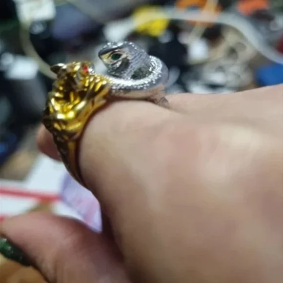 3D Retro Gold Tiger Silver Snake Fighting Animal Bohemia Ring - Picture 9 of 10